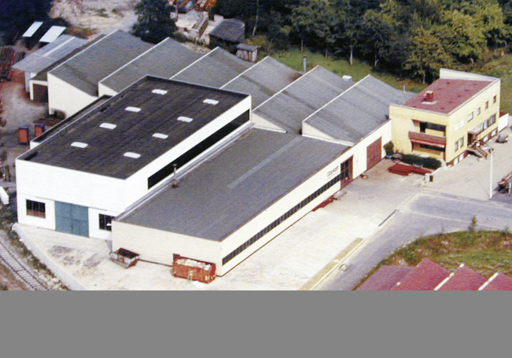 1983: Neue dritte Halle